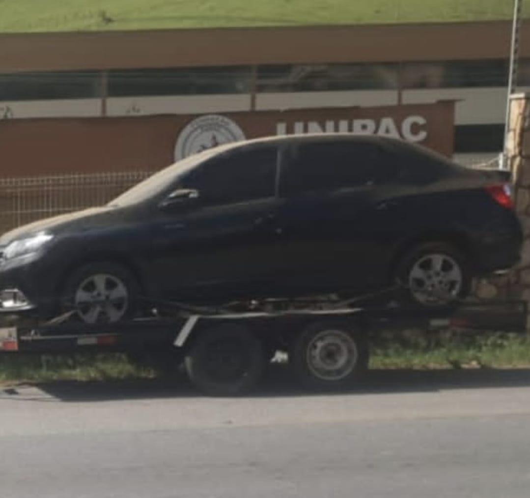 Veículo furtado no Rio de Janeiro é recuperado na MGC-482, em Conselheiro Lafaiete