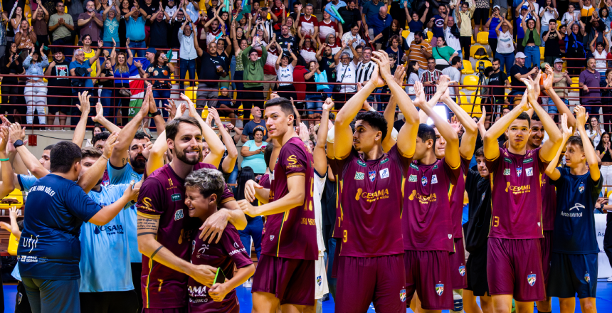 Após partida no Ginásio Municipal com ingressos esgotados, JF é vice-campeão da Superliga B