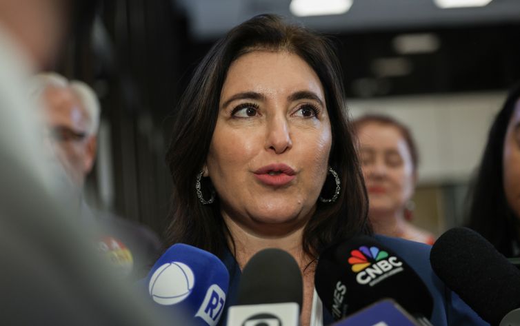 Ninguém ficará prejudicado com descontos indevidos do INSS, diz Tebet