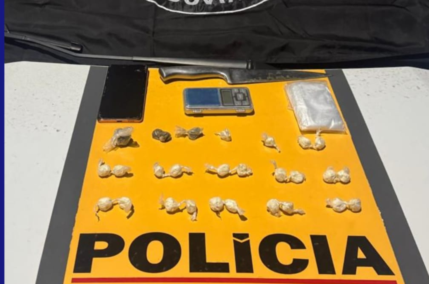 Homem é preso por tráfico de drogas às margens da MGC-383, em São João del-Rei