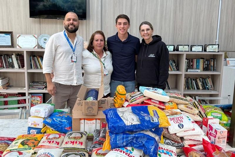 Mais de 100 kg de alimentos são doados ao Lar Santa Maria da Paz em Tijucas