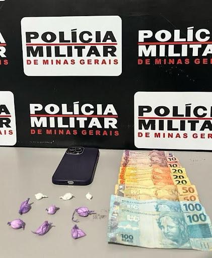 Polícia Militar prende dois homens por tráfico de drogas em Rio Pomba