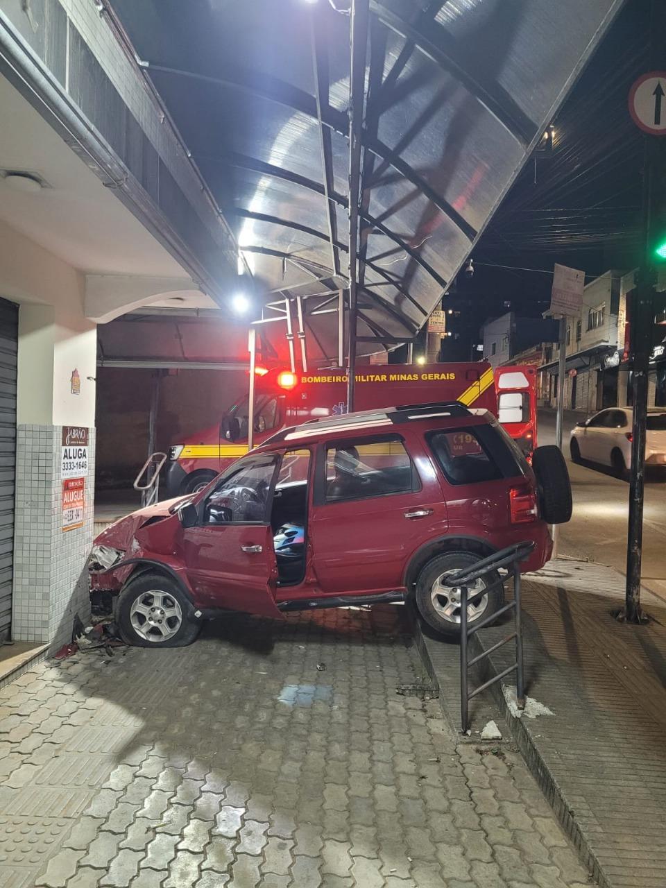 Acidente de Trânsito em Barbacena 