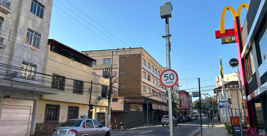 Com aumento da frota e de sinistros, Juiz de Fora amplia fiscalização eletrônica de trânsito