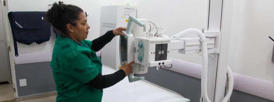 Fhemig inaugura raio-X digital na Casa de Saúde Santa Izabel em Betim e amplia capacidade de exames