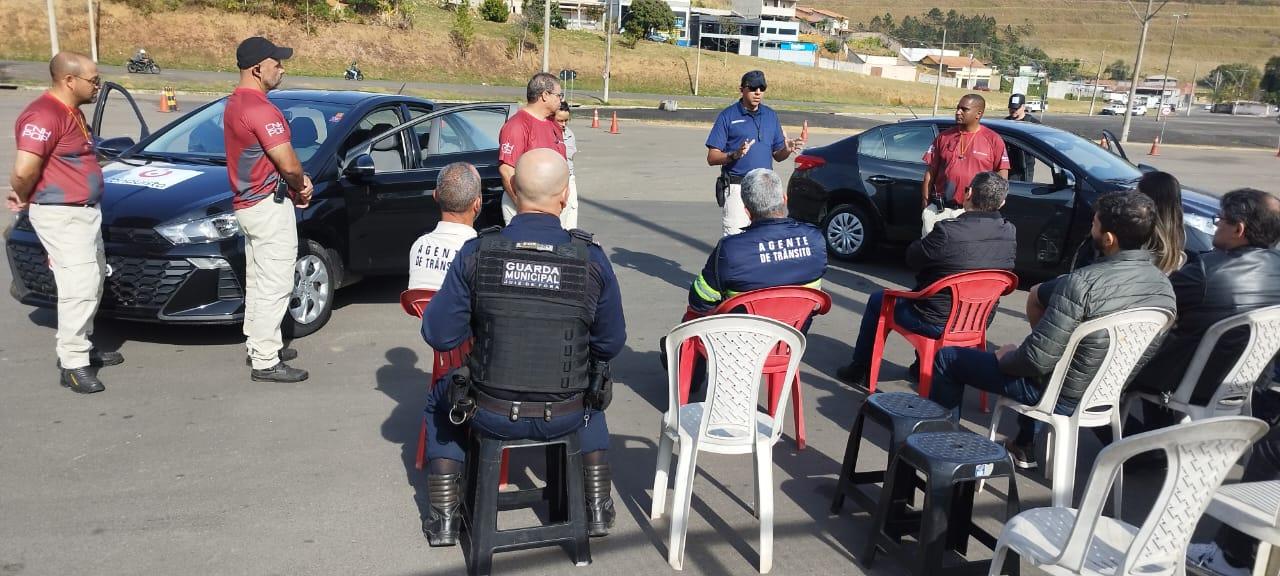 Guarda Municipal de Juiz de Fora participa de curso de direção defensiva no Estádio Mário Helênio