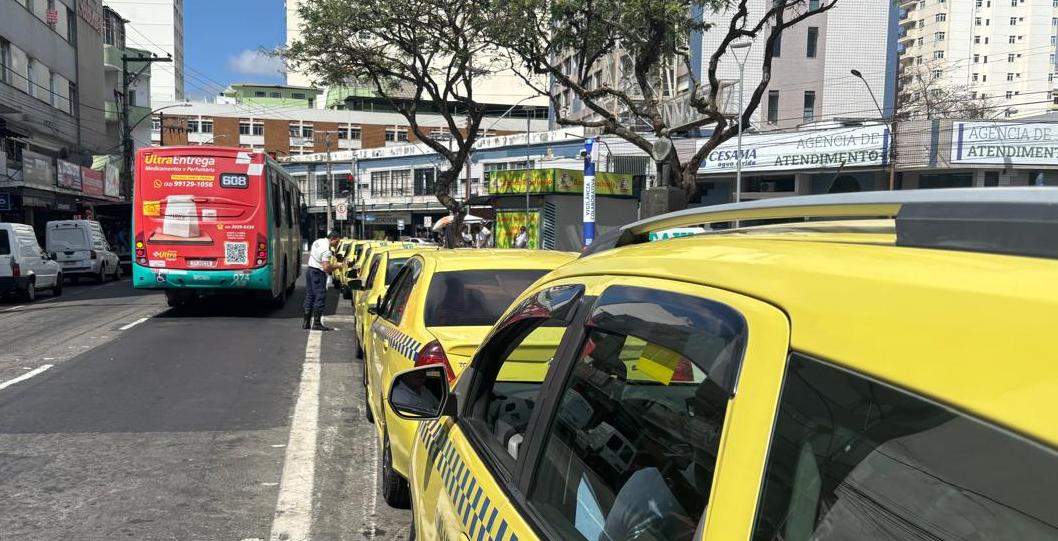 Juiz de Fora inicia vistorias em táxis e lança canal de atendimento pelo WhatsApp