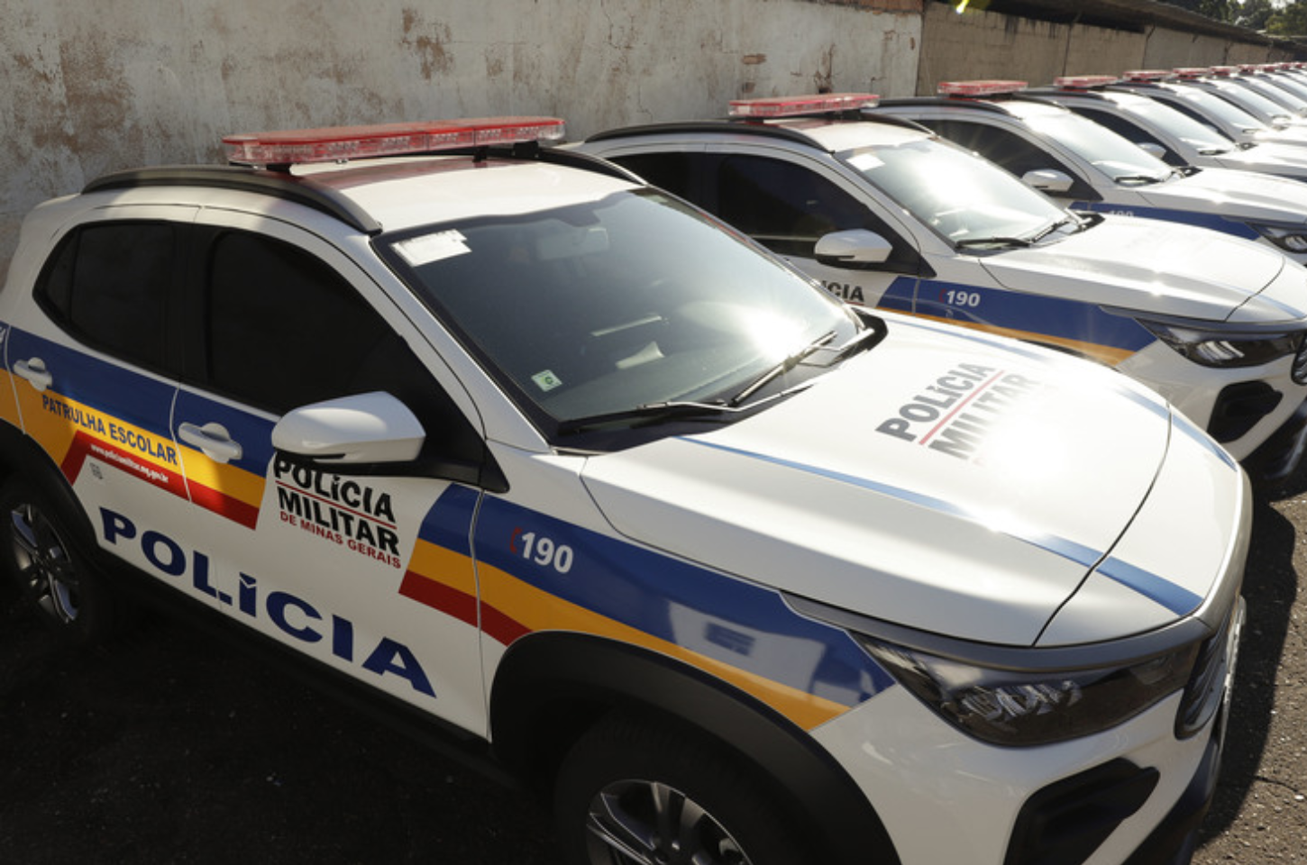 PM registra tráfico em Barroso e encontra corpos em Resende Costa e São João del-Rei