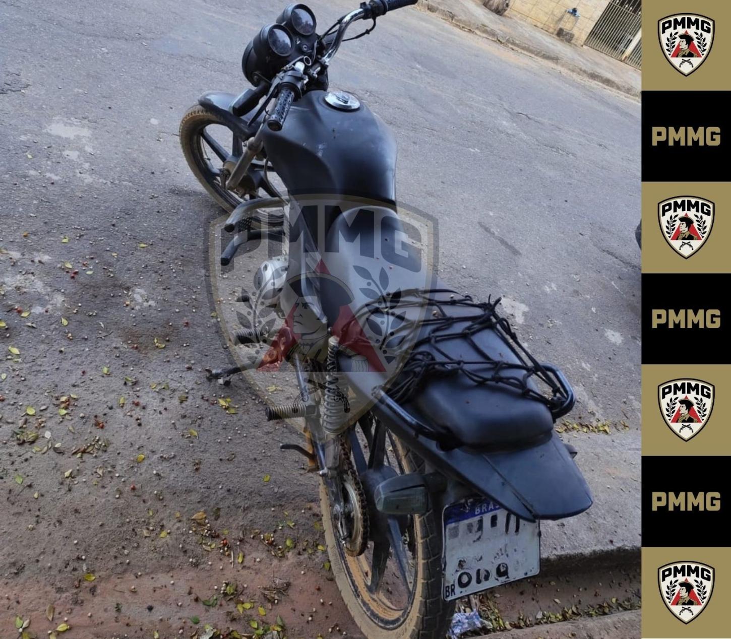 Polícia Militar de Ubá recupera motocicletas furtadas e realiza apreensões por tráfico de drogas em 26/08