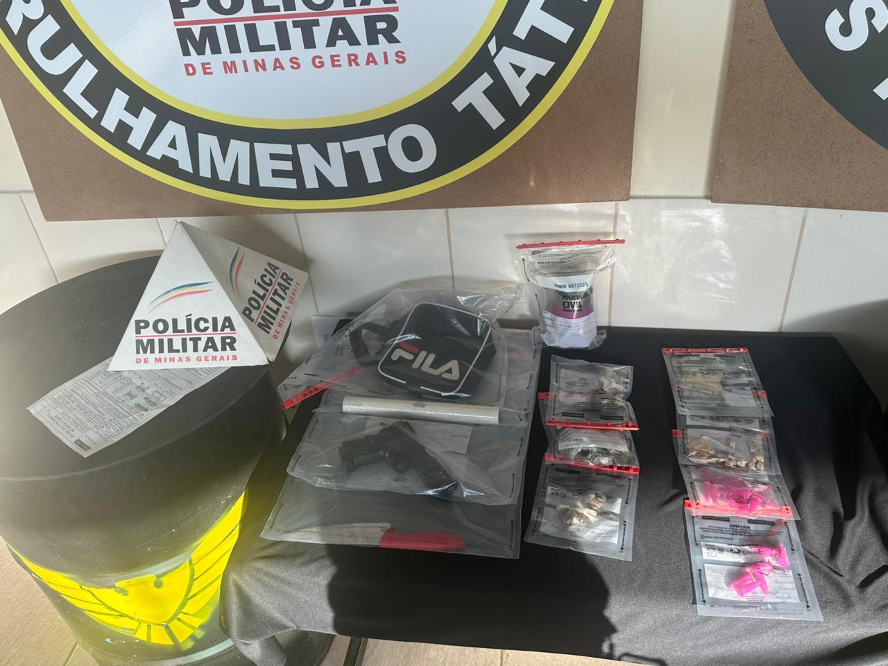 Polícia Militar registra prisões, roubo e disparos em Barbacena; SAMU atende vítimas de queda de moto em Muriaé