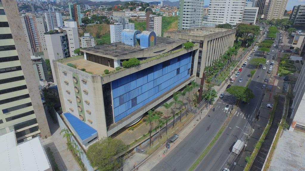 TCE identifica pagamento de aposentadoria a mortos em Juiz de Fora
