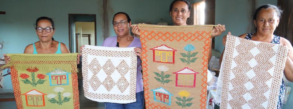 Artesãos do Vale do Jequitinhonha faturam meio milhão em expedição nacional de lojistas