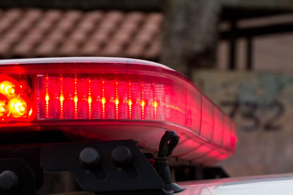 Colisão entre carro e motocicleta deixa uma pessoa morta na BR-116 em Miradouro (MG)