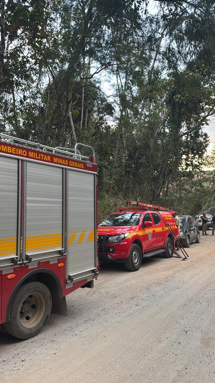 Corpo é descoberto enterrado em área de mata no bairro Linhares