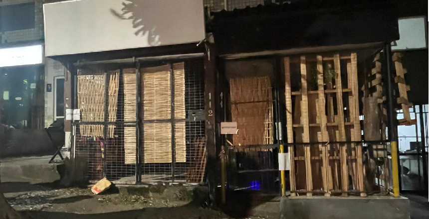 Fiscalização interdita bar na Rua Halfeld em JF