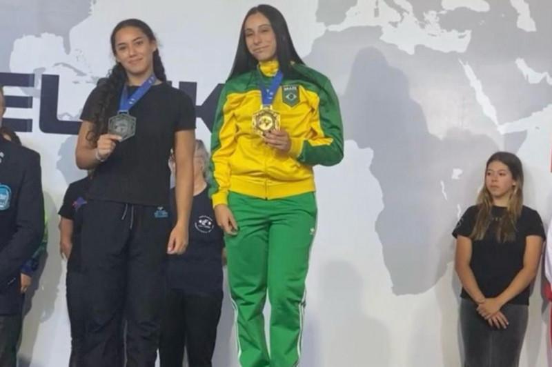 Maria Braga conquista título no Sul-Americano de Powerlifting