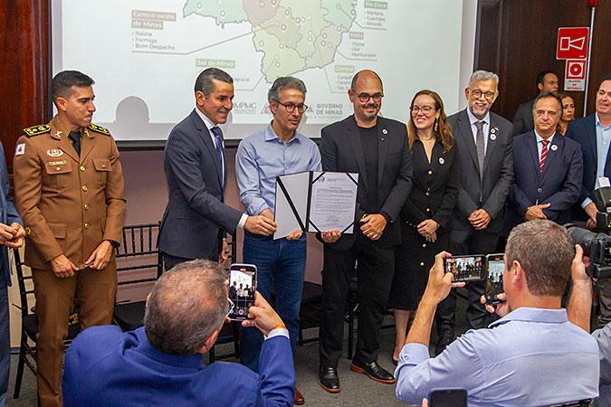 MPMG e Governo de Minas firmam parceria para expansão de Unidades de Atendimento Integrado
