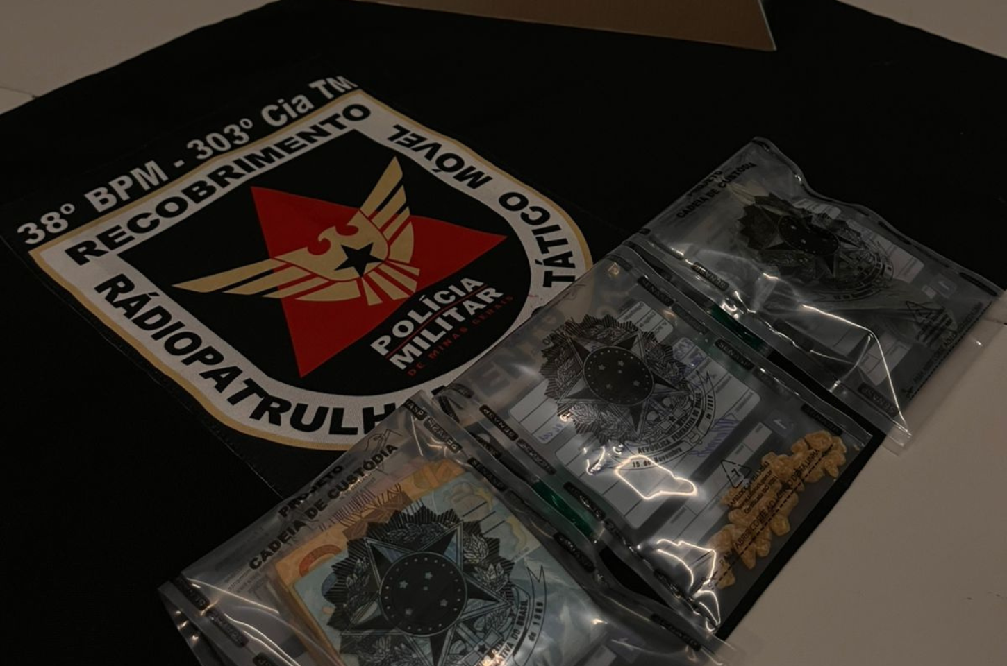 Polícia Militar realiza prisões e apreensões em São João del-Rei