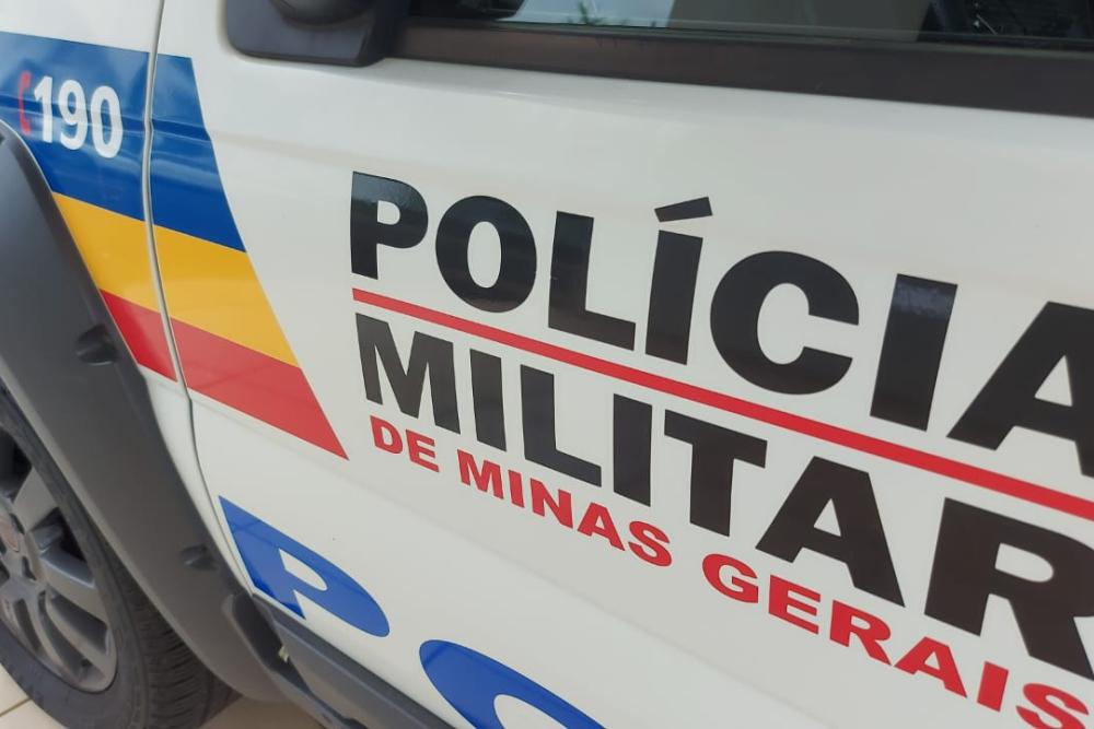 Acidente com morte e assalto armado marcam noite em São João del-Rei