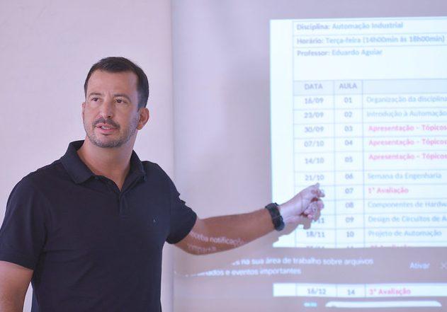 Economista Sandor Caetano ministra aula magna sobre Inteligência Artificial na UFJF