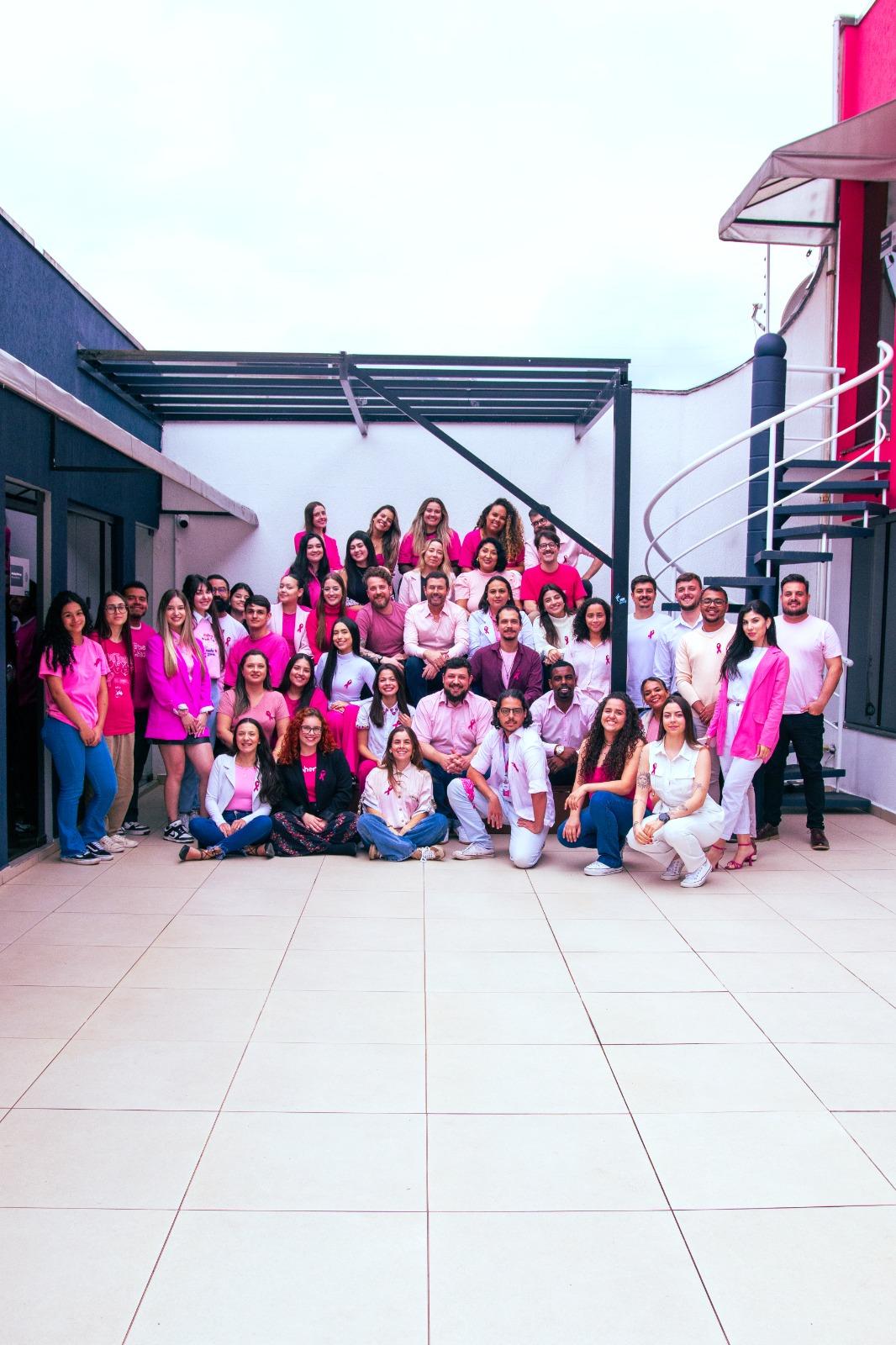 Empresário lidera ação no Outubro Rosa para fortalecer a conscientização sobre o câncer de mama