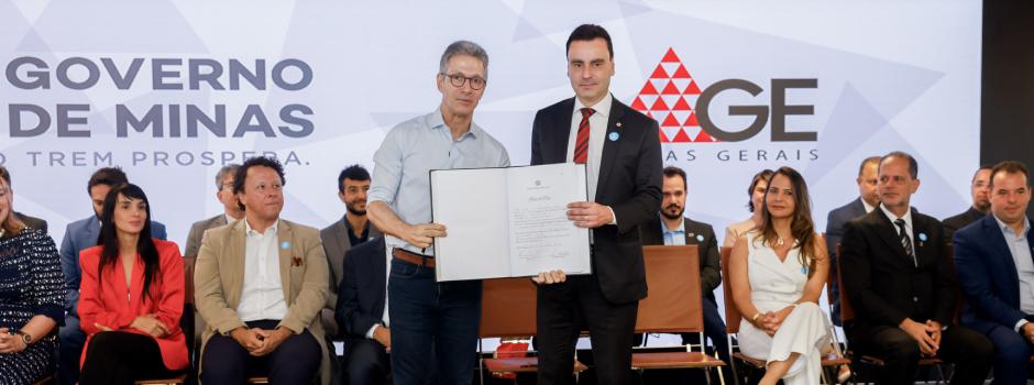 Governador empossa novo advogado-geral de Minas Gerais