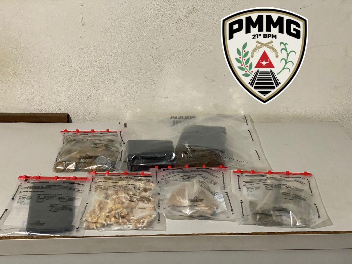 Homem é preso por tráfico de drogas no bairro São Domingos, em Ubá