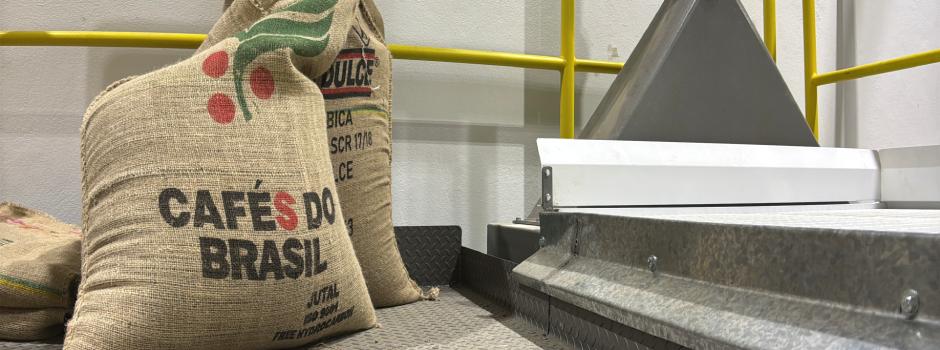 Inovação e tecnologia fortalecem a cafeicultura mineira e atraem investimentos para o estado