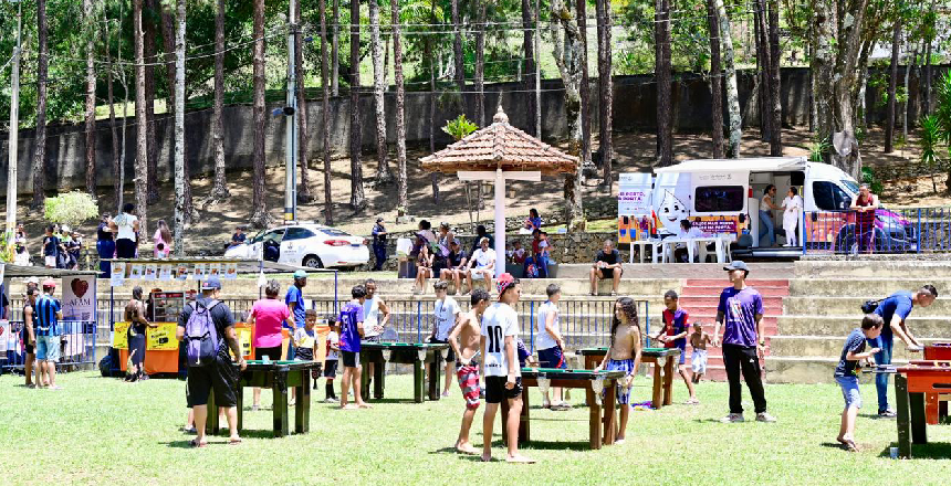 Mais de 3,7 mil pessoas participam da edição especial do Rua de Brincar no Dia das Crianças em Juiz de Fora