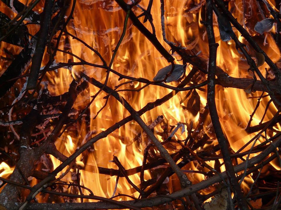 Novo foco de incêndio é registrado na Serra de São José, em São João del-Rei