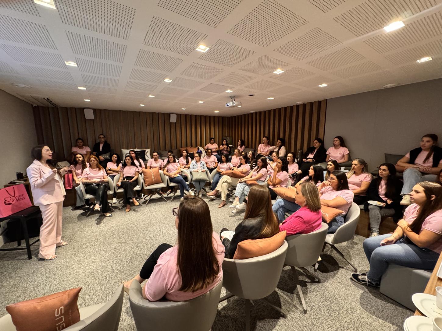 Outubro Rosa: Campanhas corporativas de prevenção têm salvado vidas no Brasil 