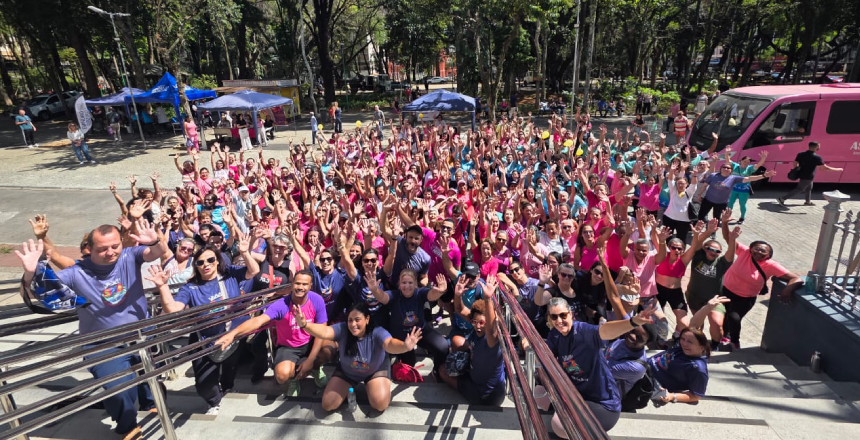 Outubro Rosa: Prefeitura e Câmara promovem aulão de dança e ginástica no Parque Halfeld