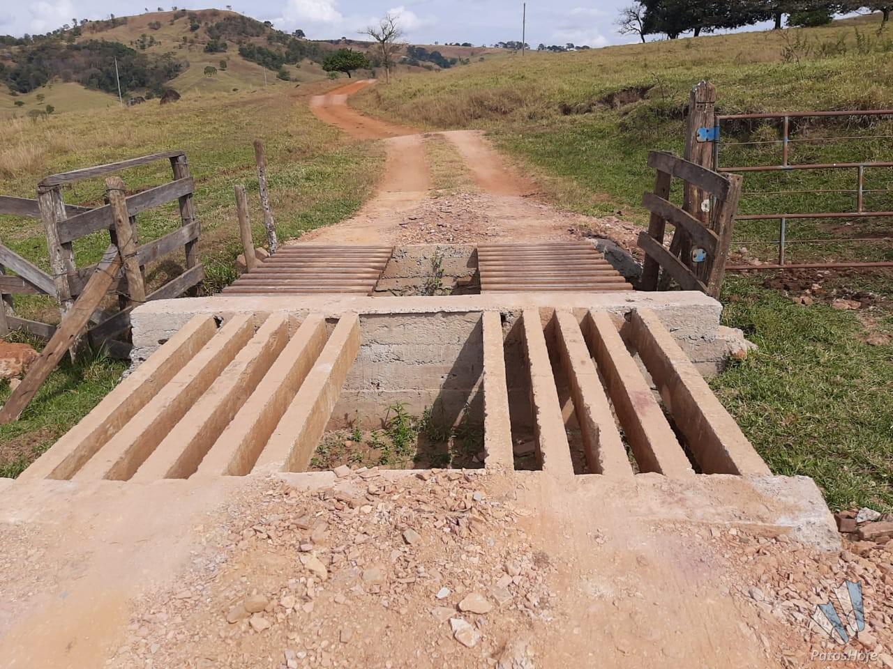 Projeto de lei propõe manutenção obrigatória de mata-burros em estradas rurais