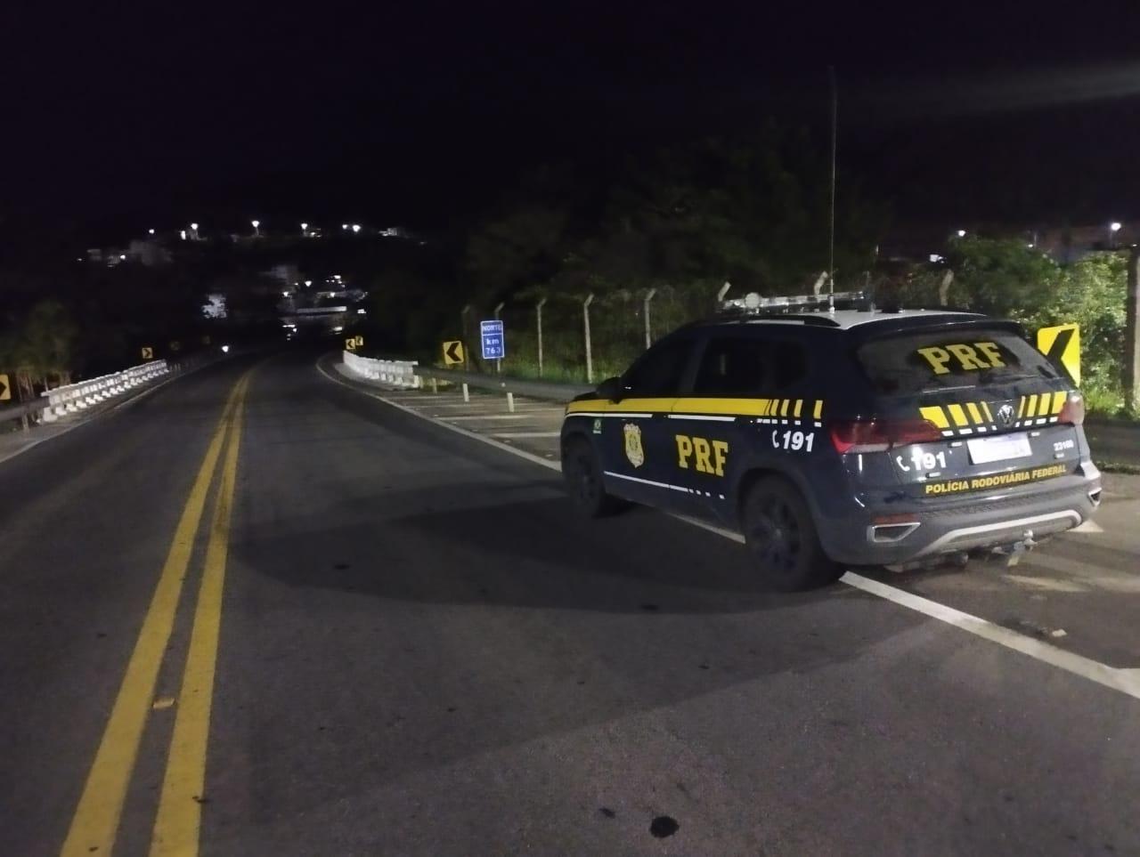 Condutor sem CNH se envolve em acidente na BR-116, em Leopoldina