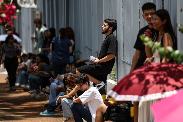 Enem 2025: Inep anula três questões por suspeita de vazamento