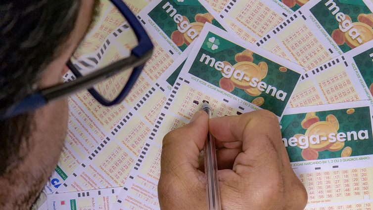 Mega-Sena: prêmio de R$ 27 milhões será sorteado neste sábado
