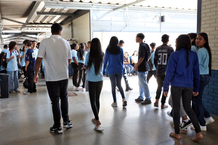 Pé-de-Meia: nascidos em setembro e outubro recebem 9ª parcela