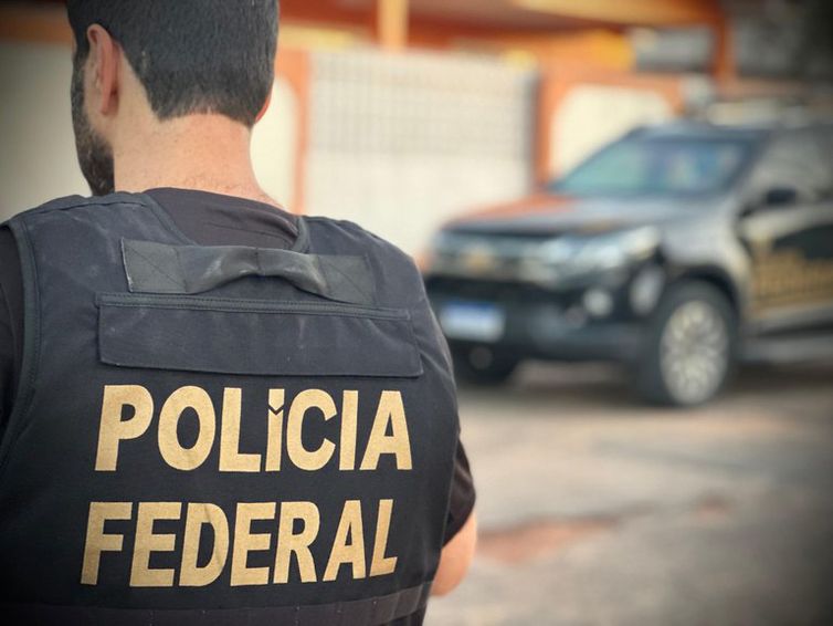 PF prende funcionário do BB por invadir sistema eletrônico do banco