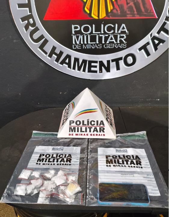 Polícia Militar prende foragidos e apreende drogas em cidades da região
