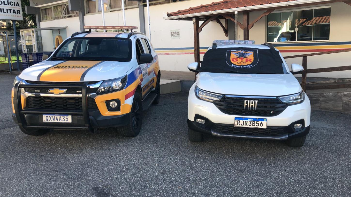 Motorista é preso com picape roubada no Rio de Janeiro durante blitz em Barbacena