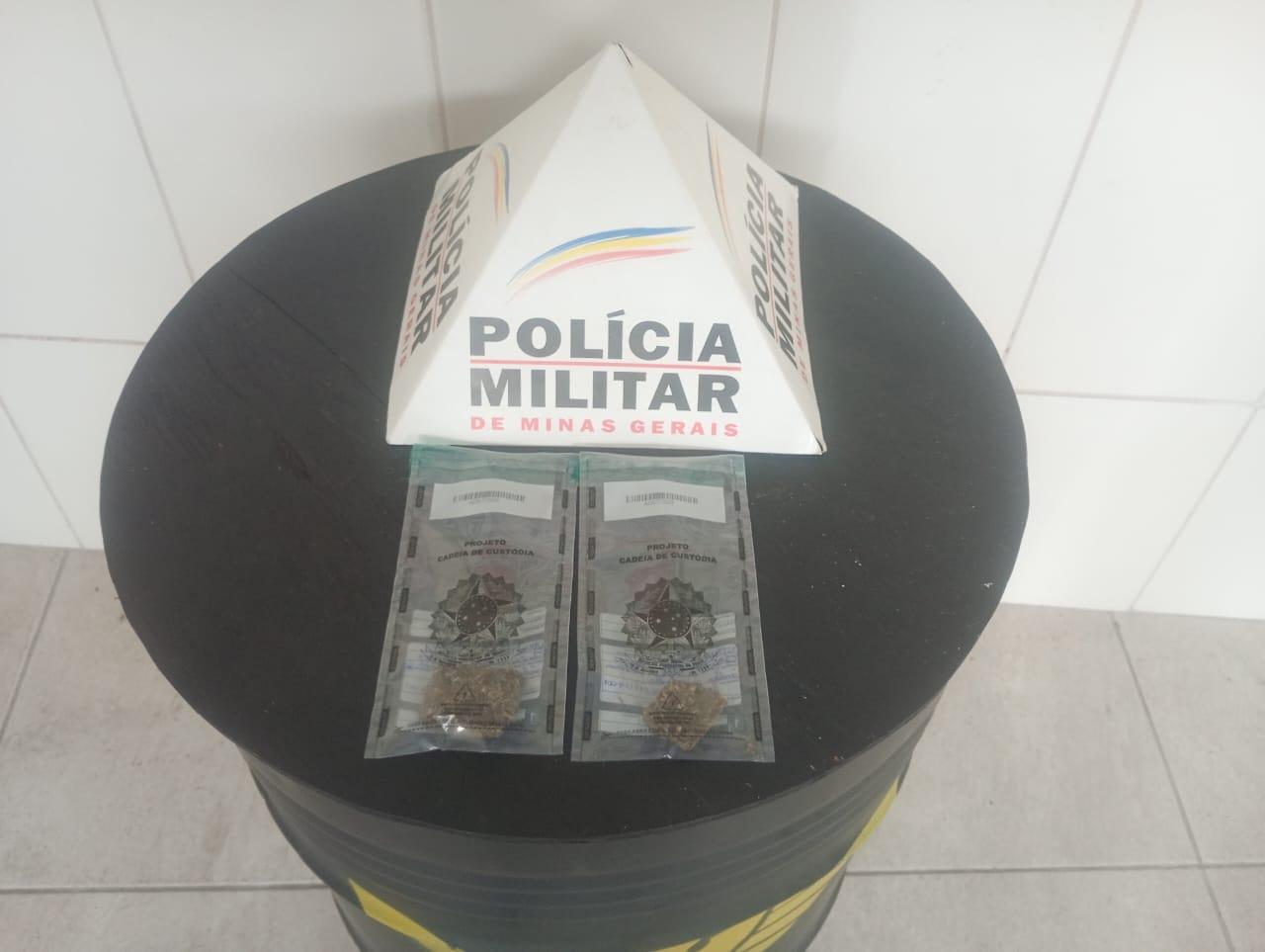 Mulher é esfaqueada no Calçadão de Santos Dumont; PM prende foragidos e combate tráfico na região
