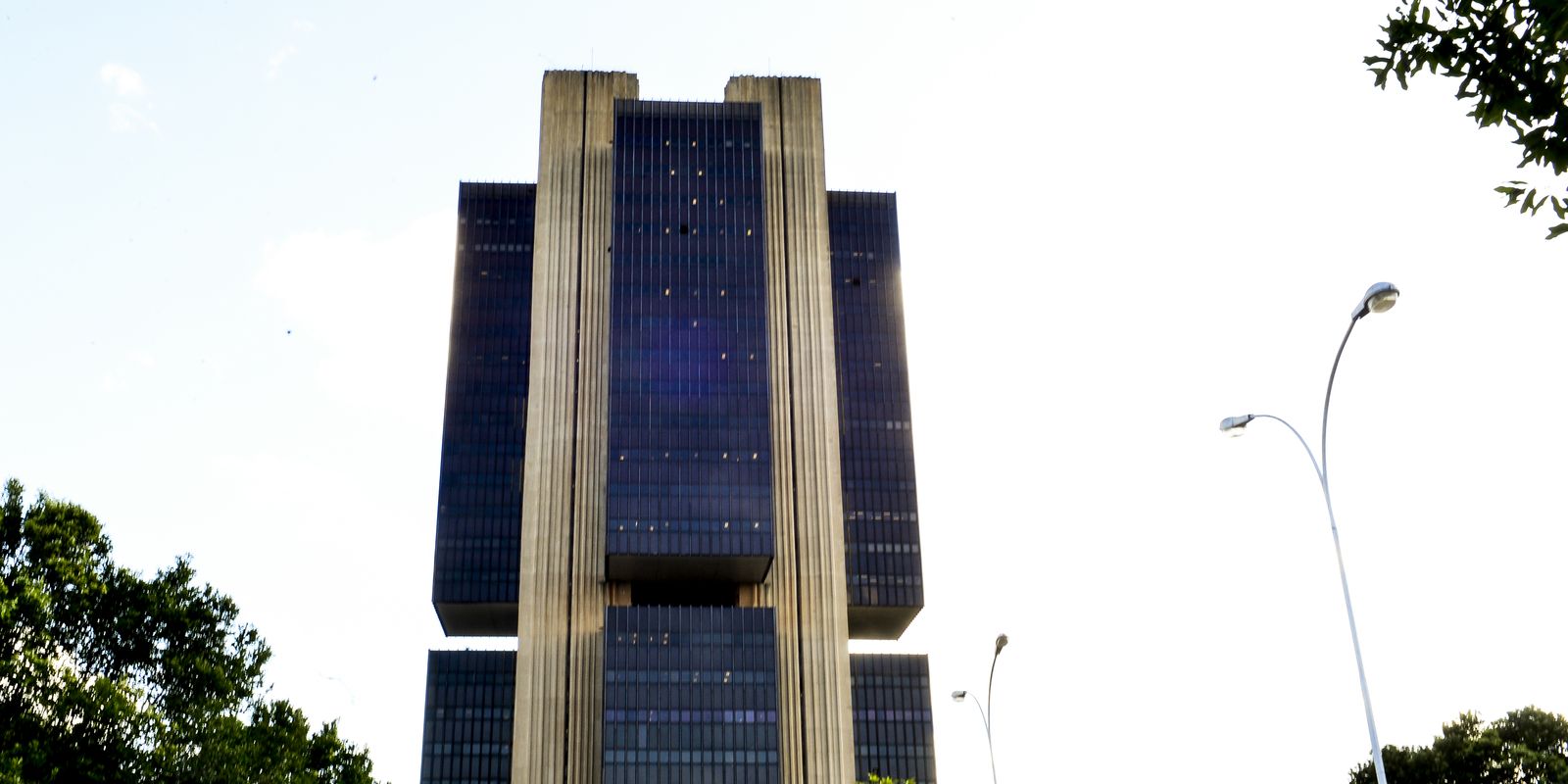 Copom se reúne desfalcado para definir futuro da taxa Selic