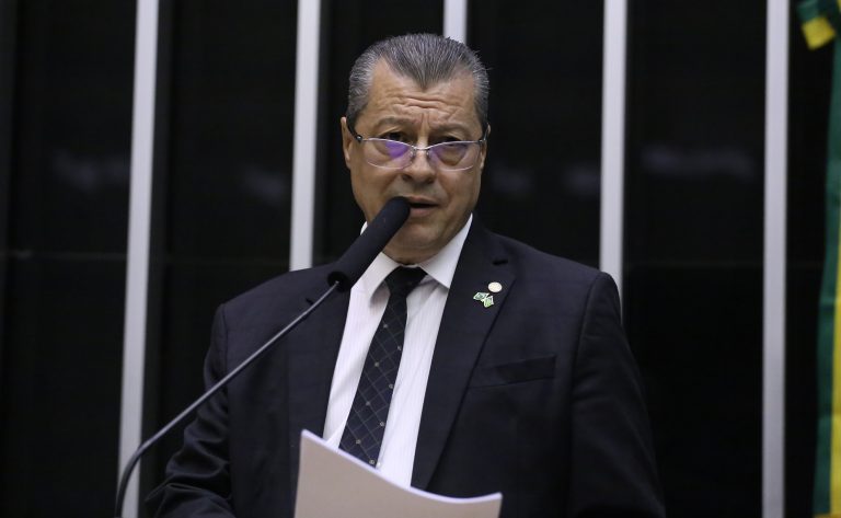 Comissão aprova incentivo ao empreendedorismo para idosos no estatuto