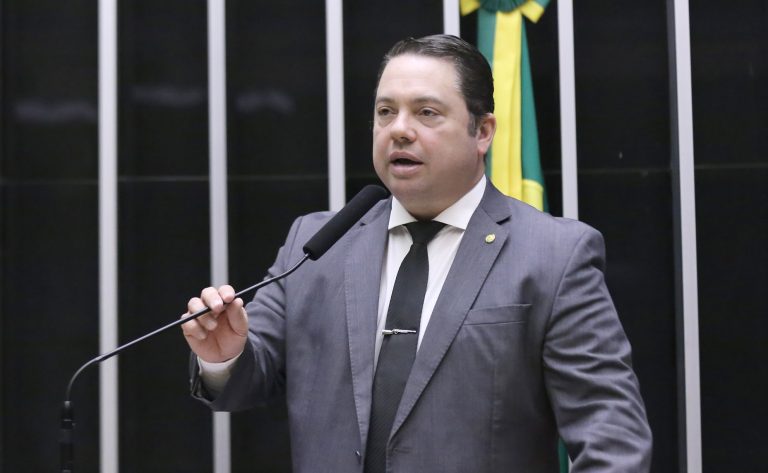 Comissão aprova projeto que institui programa de segurança rural