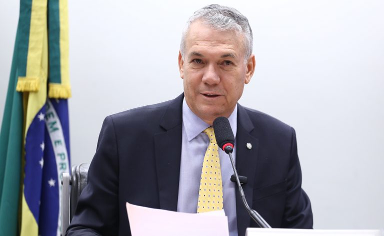 Comissão aprova proposta para reserva de leitos hospitalares a idosos
