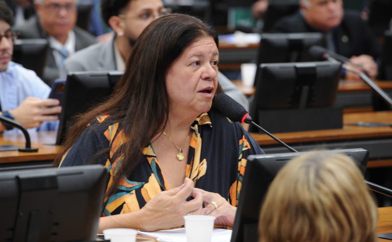 Comissão aprova nova regra para reduzir imposto de renda em previdência antiga