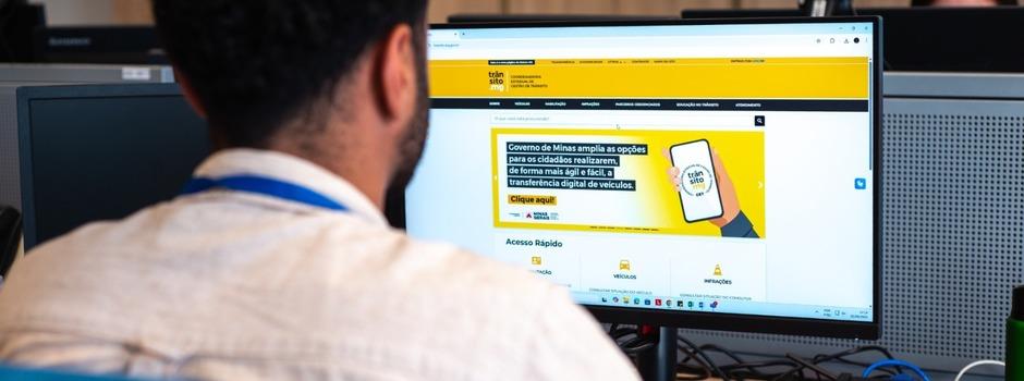 Novas funcionalidades permitem emplacamento e transferência de veículos de forma 100% digital, reduzindo burocracia e atendimentos presenciais