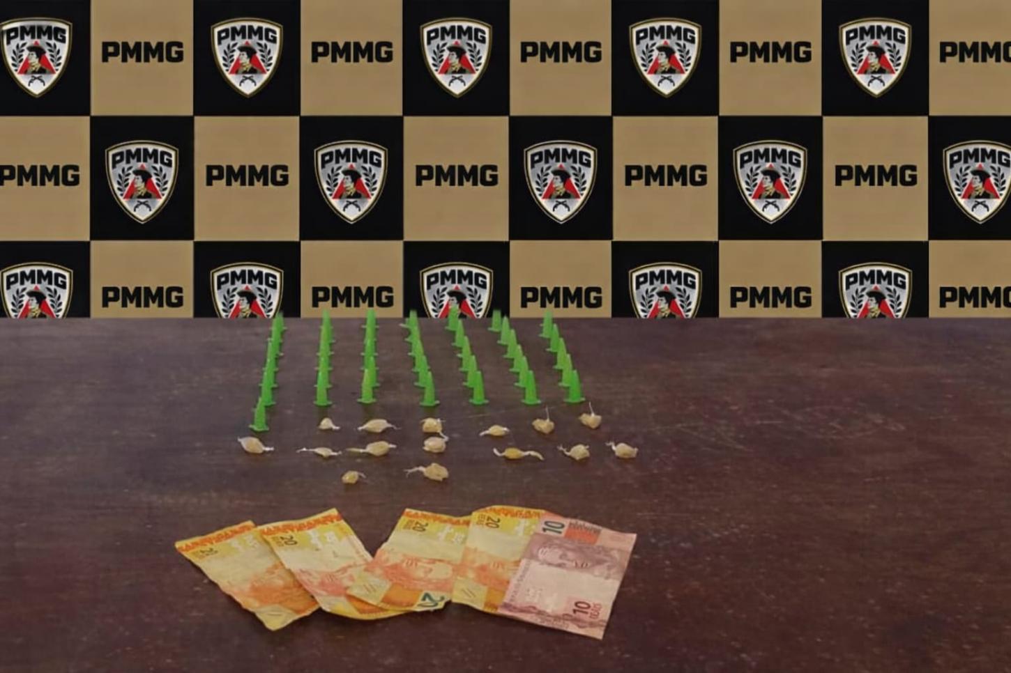 TRAFICO DE DROGAS EM RODEIRO