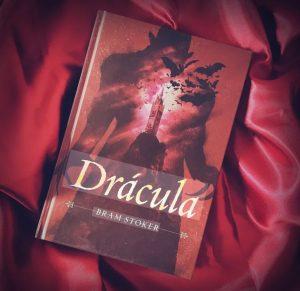 Projeto Ciência ao Bar lança Encontros Literários com debate sobre “Drácula” em Juiz de Fora