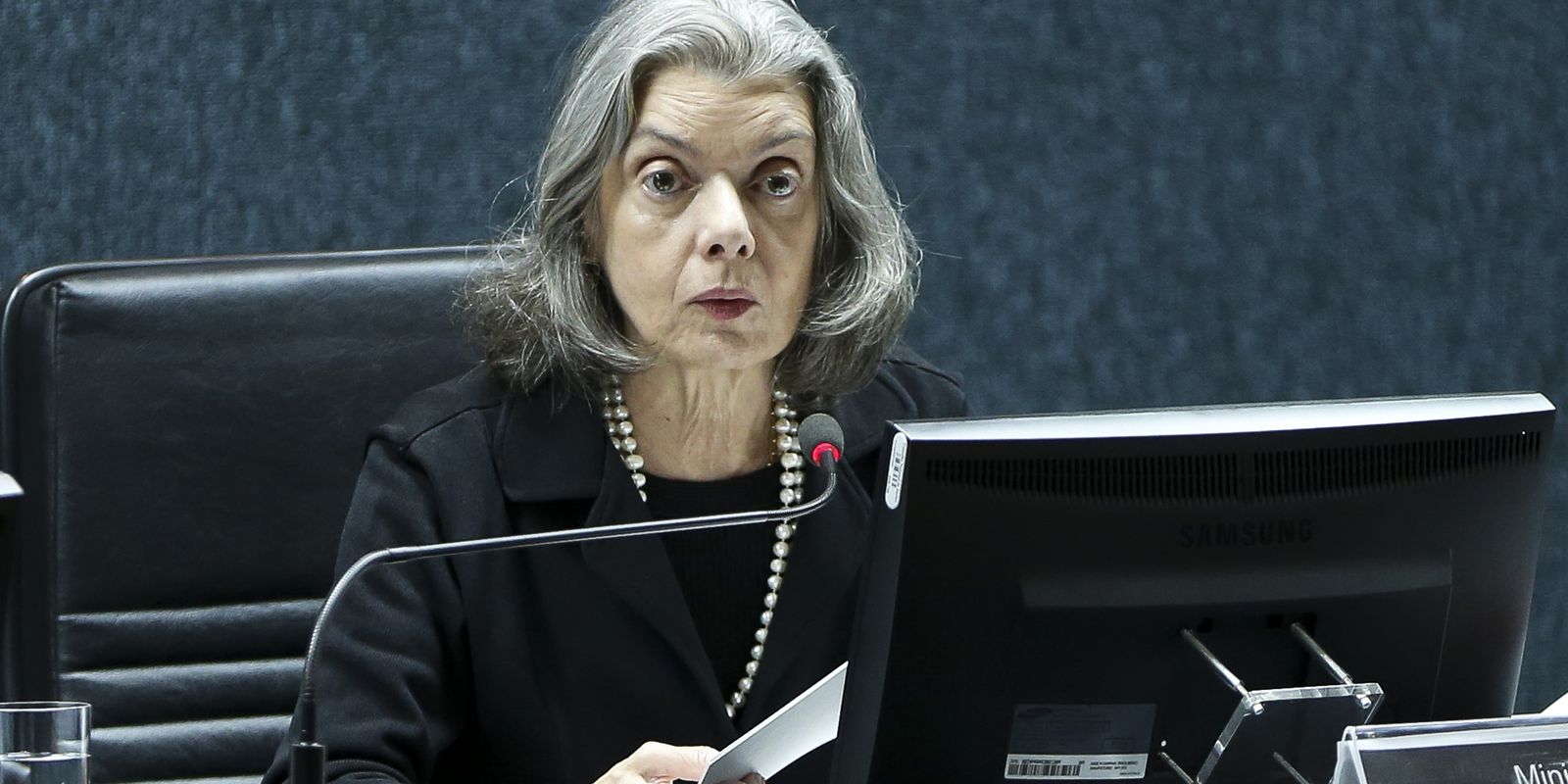 Cármen Lúcia define regras para a atuação de juízes eleitorais